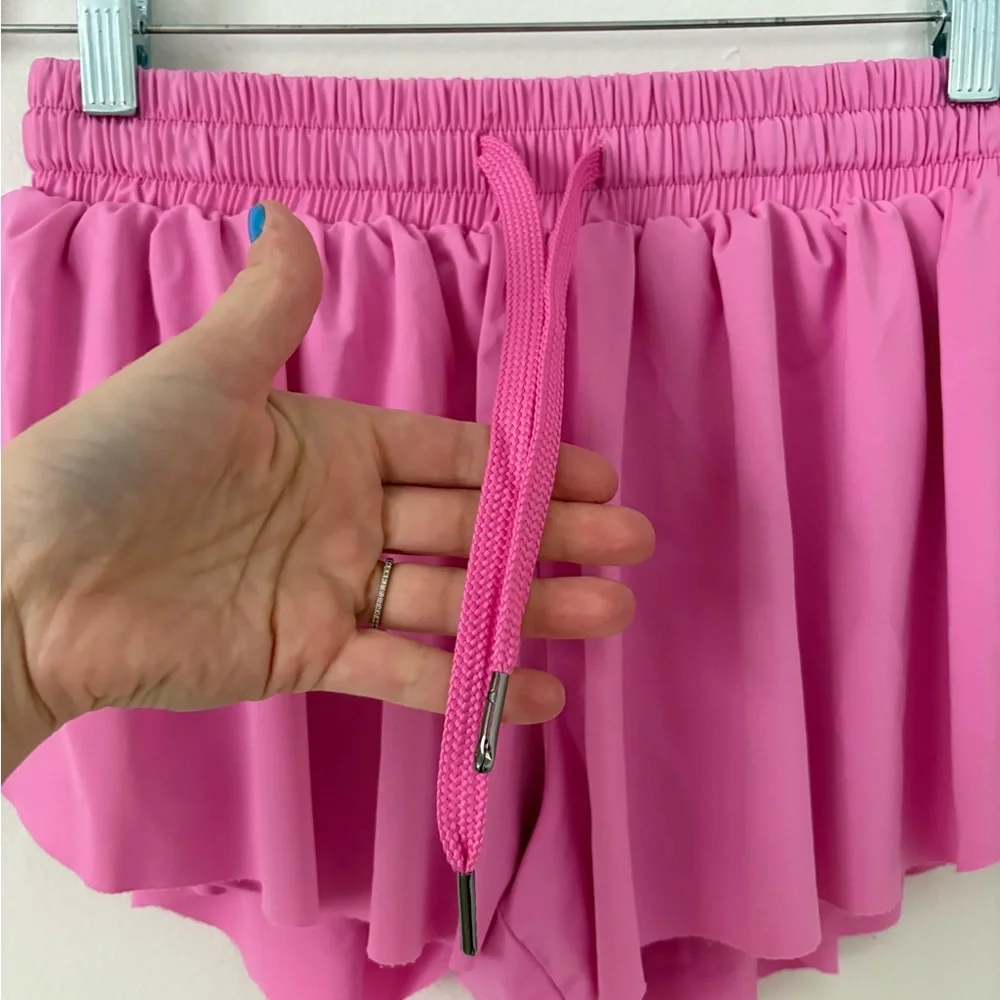Barbie Pink Flowy Tennis Prep Preppy Built In Shorts Size Small - Picture 3 of 6